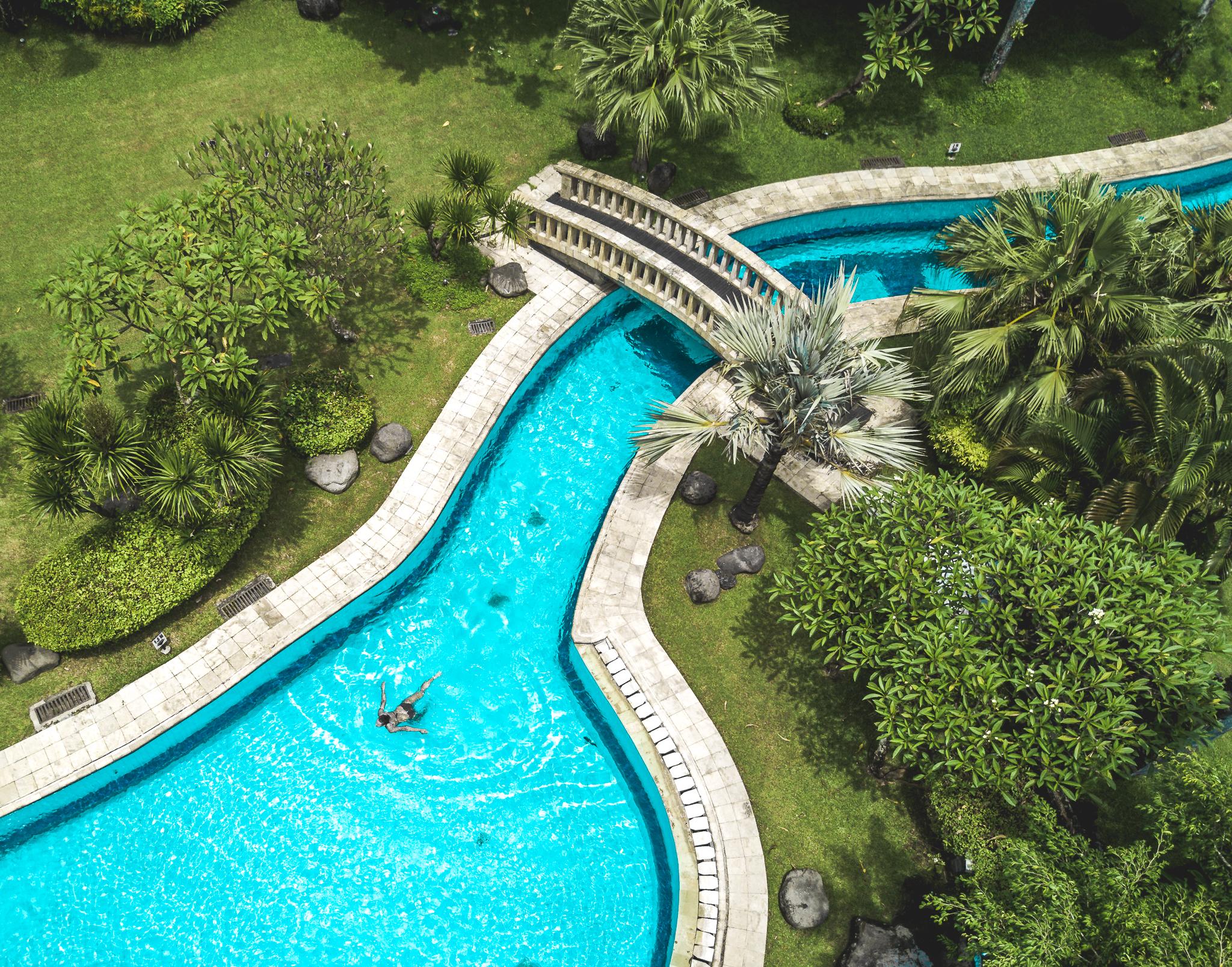 The Cakra Hotel Denpasar Esterno foto
